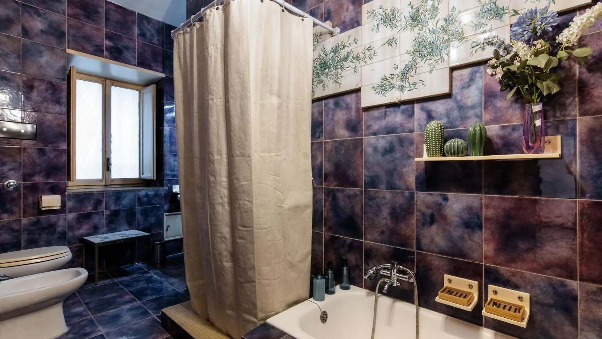 Palermo Center Suite
